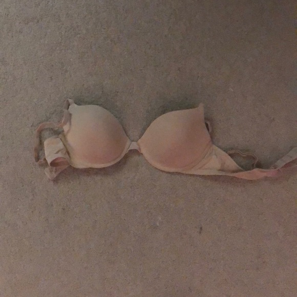 nude bra - Picture 1 of 1